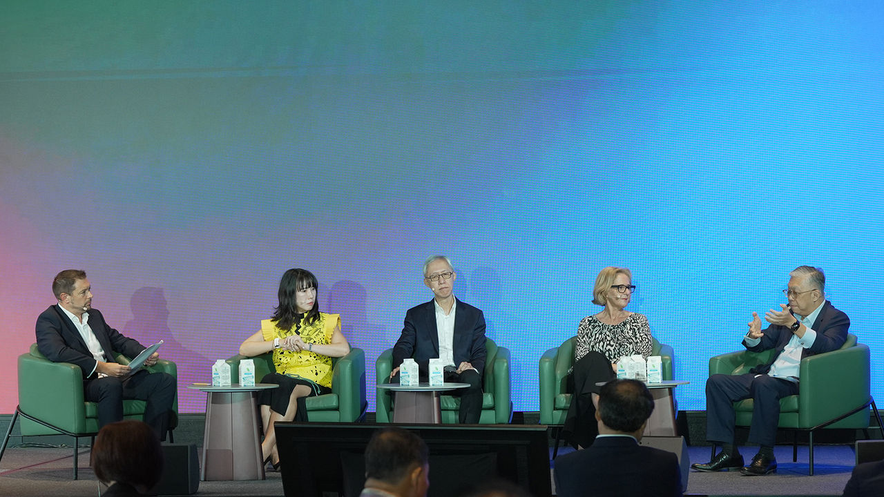 Robert Head, Carol Lee, Professor Tan Cheng Han, S.C. , Janine Cane and Ng Wai King - AI on trial: What legal leaders can't afford to get wrong